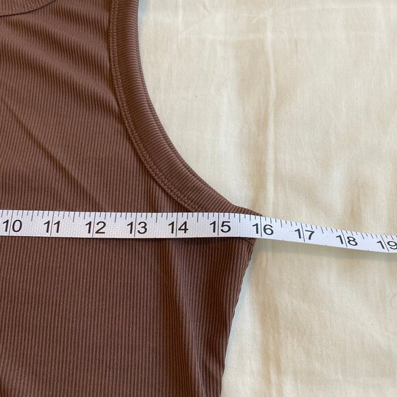 Brown Tank Top L Shein - Picture 3 of 5